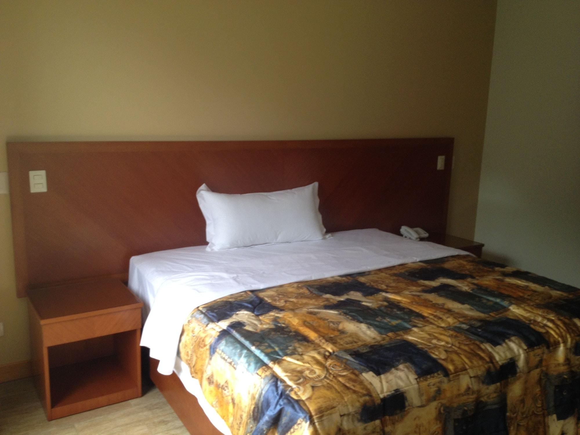 Hotel Esencia Suites 利马 外观 照片