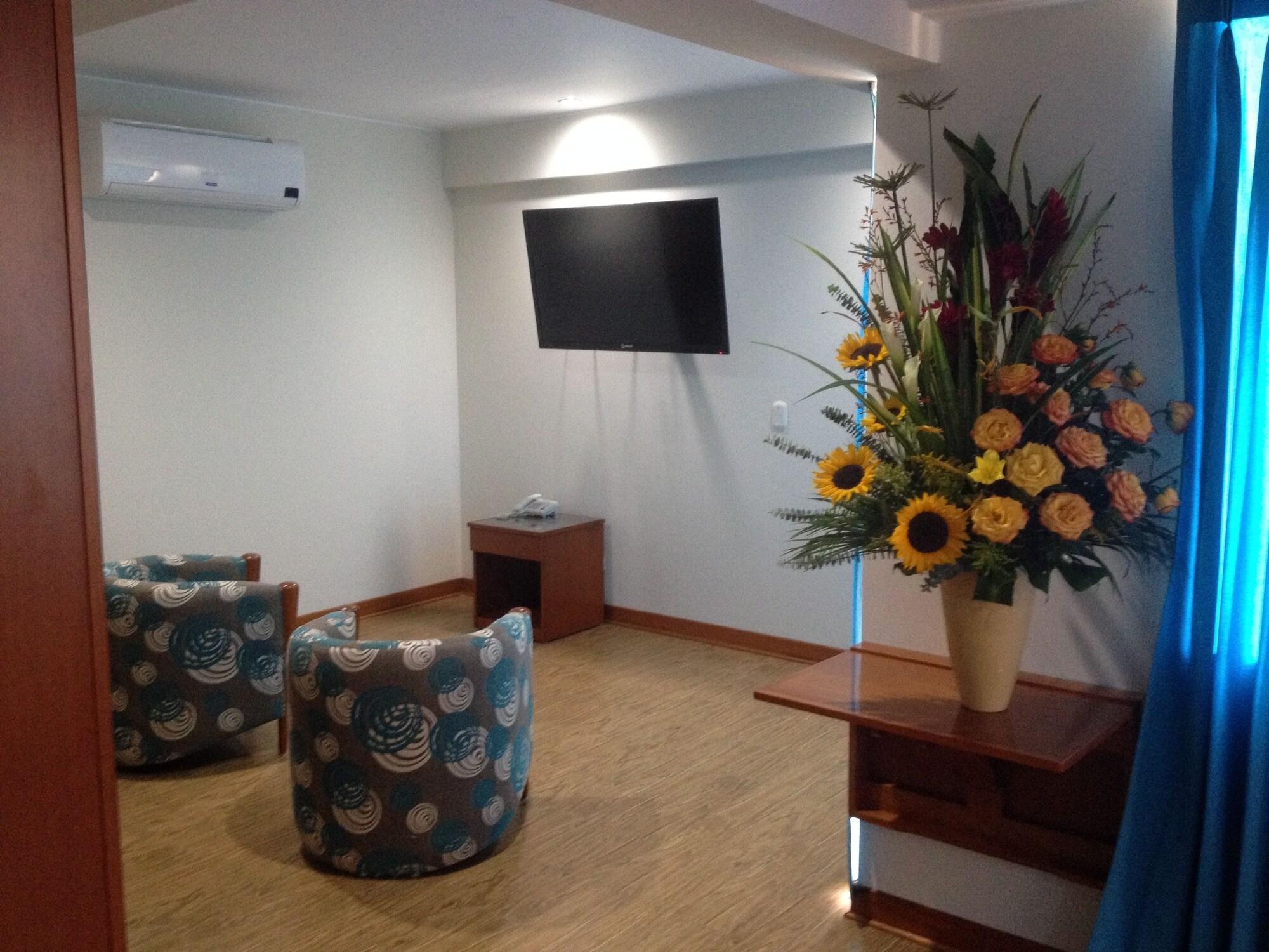 Hotel Esencia Suites 利马 外观 照片