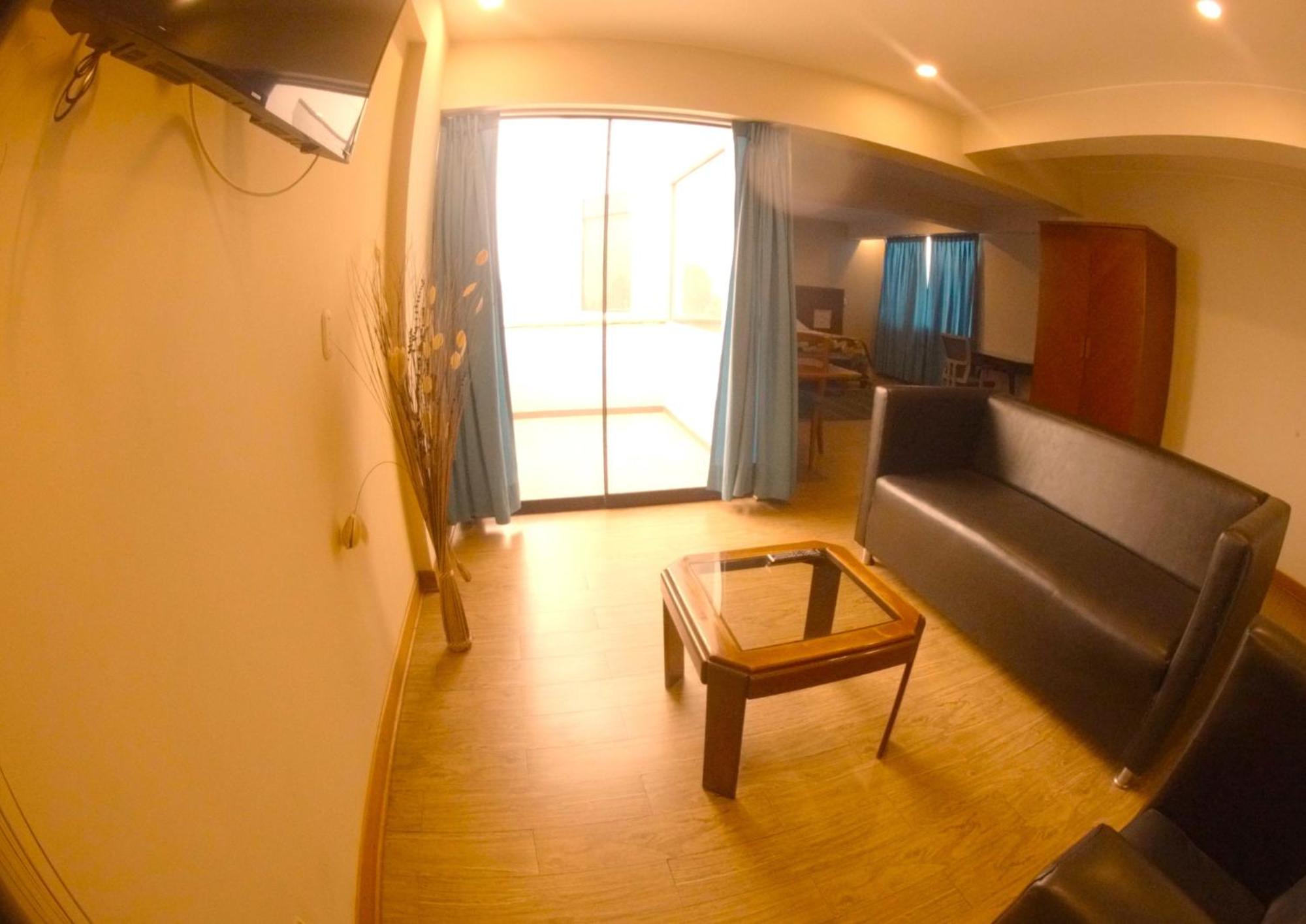 Hotel Esencia Suites 利马 外观 照片