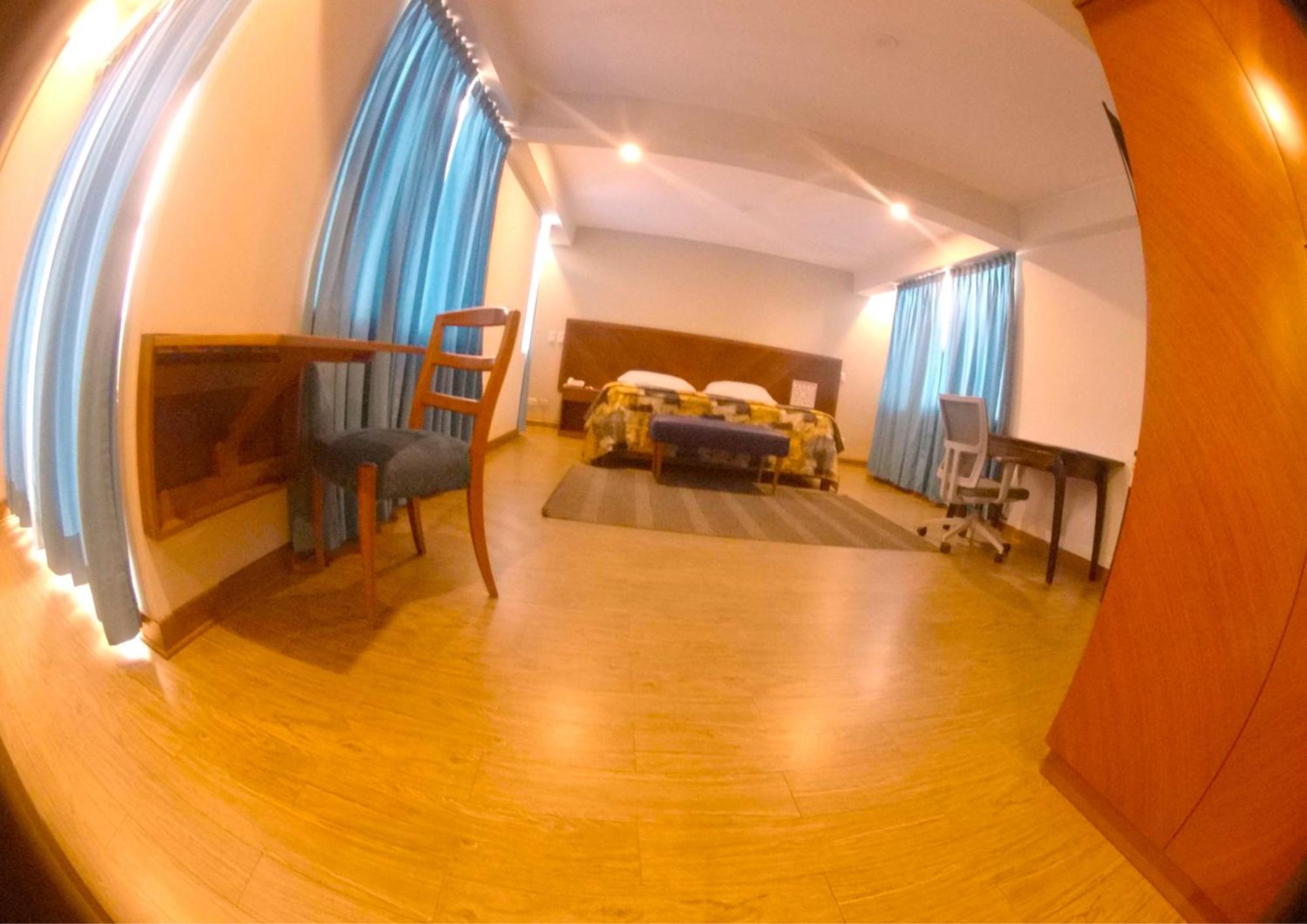 Hotel Esencia Suites 利马 外观 照片